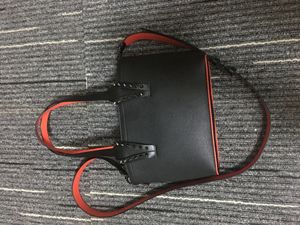 Modetasche Cabata Designer Totes Nieten Echtes Leder Rote Unterseite Handtasche Verbundhandtaschen Berühmte Geldbörse Einkaufstaschen Schwarz 2022