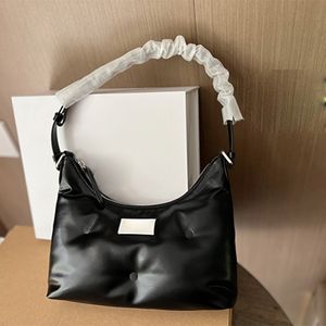 Дизайнер вечеринки MM Sponge Cloud Bobo Bag Crescent Handbill Arcpit Argpit Beald Sag Black Pillow Сумки звезда такая же стиль сумочка