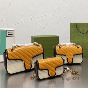 Abendtaschen Messenger Bag Fashion Flap Shoulder Umhängetaschen Farblich passendes Rindsleder Höhere Qualität Goldene Kette Handtasche Geldbörse Wom