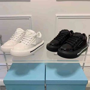 Sıradan Ayakkabı Çap pastası Kadın Yaz Üçgeni P Ev Kalın Tumalı Küçük Beyaz İç Yüksek Tahta Spor Sıradan Ayakkabı