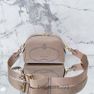 Crossbody Bag Handbags purse Women Shoulder Bags Gold Metal Parts Genuine Leather Zipper Closure Solid Color P Purse Lady Wallets 2022