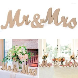Dekoracja imprezy 3PCS/SET Mr Pani Wooden Letters Wedding Table ALPHABET Znaki ślubne prysznic z rocznicą