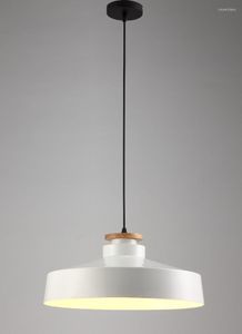 Pendant Lamps Nordic Lamp Modern Loft Dinning Room Kitchen Industrial Lighting Wood Black Iron Lampshade Decor Light Fixtures MING