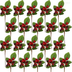 Dekorativa blommor -artificiella bär 20 grenar med 240 stycken Fake Holly Diy Christmas Fruit Cherry Branch Party Decoration