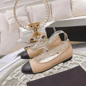 Nowe kobiety Sandały Summershallow Klasyki Klasyki płaskie buty mieszane masywne pojedyncze buty oryginalne skórzane sandały slingback