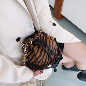 Evening Bags Animal Pattern Small PU Leather Bucket For Women 2022 Trend Hand Bag Women's Trending Chain Crossbody Shoulder Handbags