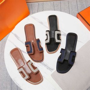 Fashion Slipper Oran Designer Top Women Oasis Sandals Calfskin Insole Runner Sole Indoor Sandal High Quality Summer Luxury Ladies Beach Flat