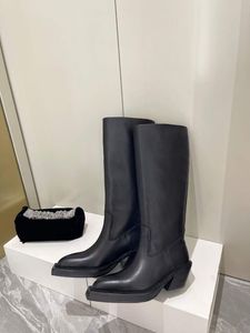 Stivali al ginocchio Fashion Martin Designer Scarpe da donna Tasca per stivaletti Stivali romani neri Nylon Ispirato militare Logo da combattimento piccolo Tacco grosso EUR di grandi dimensioni