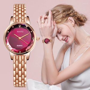 Avanadores de pulso Mulheres Sexy Small Watches Ladies Bracelet Watch Zegarek Damski Quartz Naidu Rose Gold Dress Wrist Relógio Montre Femme