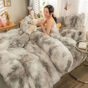 Sängkläder set shaggy fluffy coral fleece mink sammet prinsessan stil set quilt täcke täcke säng linne ark med filt kudde 220919