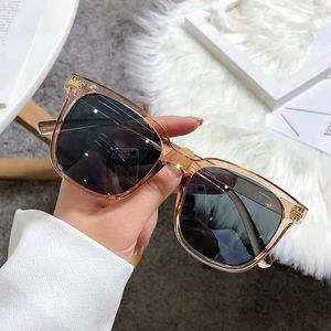 Sunglasses Classic Square For Women Men Trendy Style Sun Glasses Vintage Shades Goggles UV400 Protection Streetwear Eyewear