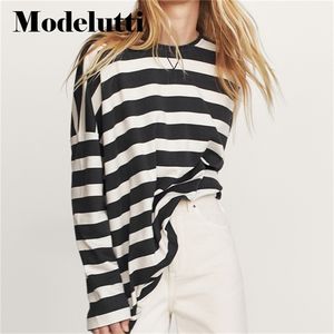 Women's Hoodies Sweatshirts Modelutti SS England Street Vintage Striped O-Neck Cotton Boyfriend Overize Hoodies Women Sweatshirt Pullovers Tops 220919