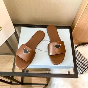 Triangle standard sandals designer female classic flat bottom summer ladies cartoon big head leather hotel bathroom fashion beach slippers