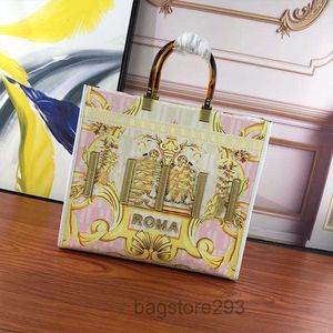 Co Branded Sunshine Handbag Tote Bag Women Crossbody Bags Baroque Pattern Fashion Letters Removable Strap Amber Handle High Quality Handbags Purse cm