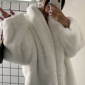 Kadınlar Kürk Sahte Kürk Kış Kış Sıcak Sahte Kürk Matar Büyük Boyutlu Kalın Beyaz Kabarık Kadınlar Uzun Kollu Gevşek Şık Kore Moda Sokak Giyim Palto L220920