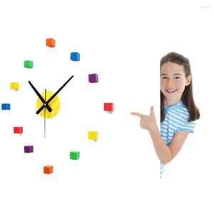 Wanduhren DIY Uhr 3D Bunte quadratische Zahlen Home Moderne Dekoration Kreative Uhr Quarz Design