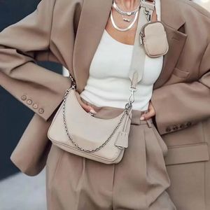 Trzy sztuki ustawione worki na ramię Hobos Jakość 2024 luksusowe projektanci torebka Messenger Women Totes Fashion Crossbody Portfel Portfel Ladychest Composite Canvas