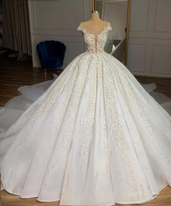 Modest Ball Gown Wedding Dresses Sheer Neck Crystal Sequined Bridal Gowns Saudi Arabia Chapel Train Robes De Mariee