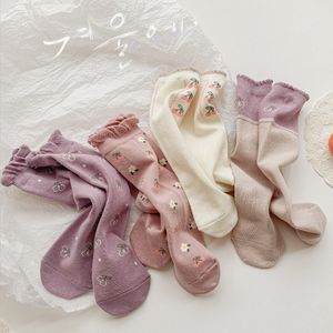 Socken deer jonmi Frühling Koreanischen Stil Baby Mädchen Baumwolle Lange Socken Floral Geraffte Kinder Nette Atmungsaktive Socken 4 paar Sets 220919