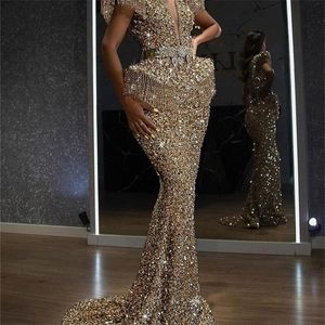 Sukienki swobodne Seksowne złote cekinowe frędzle głębokie pełne długie rękawy Kobiet Bride 220919
