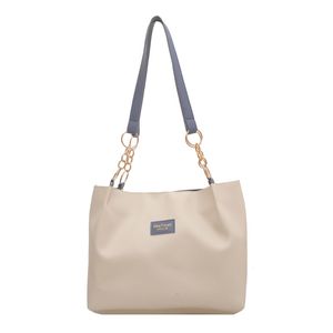 HBP kadın çanta minimalist moda tot çanta çarpışma zinciri tide haberci omuz çanta
