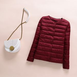 여자 패션 둥근 목 라이트 다운 재킷 화이트 오리 고리 짧은 여자 얇은 가을과 겨울 라이너 긴 슬리브