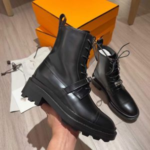 European designer women's short boots Martin sliver Horseshoe buckle decoration boots on sheepskin classic shoes soft leather letter thick low heel fashion