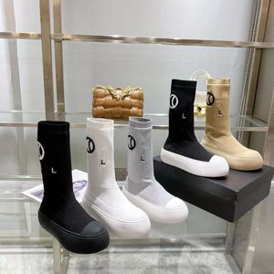 Scarpe firmate Stivali Calzini di moda di marca Shoess Piattaforma nera con punta arrotondata Scarpe casual Inverno Bianco Tutto-fiammifero Stivali caldi con scatola taglia 35-40