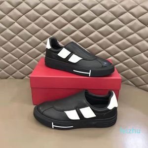 En iyi marka erkekler gancini spor ayakkabılar ayakkabılar velcro kayış düşük tepeli deri deri eğitmenler beyaz siyah kaykay koşmuş kauçuk dış taban yürüyüş eu38-46