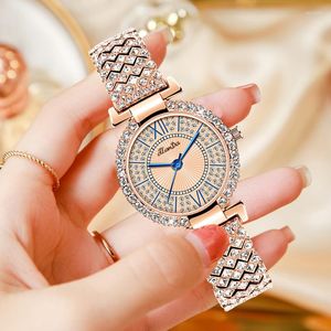 Armbandsur 2022 Luxury Crystal Women Armband Watches Fashion Diamond Ladies Quartz Watch Steel Kvinnlig armbandsur Montre Femme Relogio