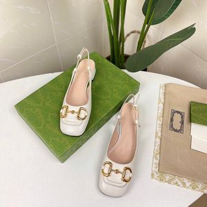 Wholesale new girl sneakers shoes for sale - Group buy 2022 new sneakers shoes luxury designer Women Girls heels pump patent leather womens Red bridal wedding casual flats with box size34 sGw