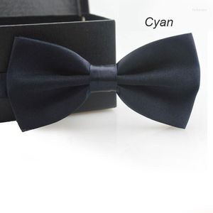 Bow Ties 2022 Men's Tie 6 Color Classic Fashion Novelty Mens Justerbar smoking bröllopsläckar affärsklänning Skjorta