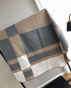 TOP-Qualität WOLLE NEUE Farbe Grau Decke und Kissen Dicke Heimsofadecken Große Größe 44