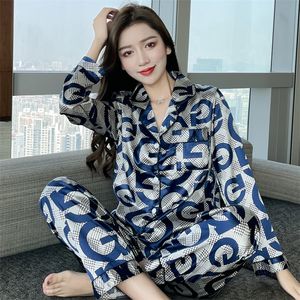 Frauens Nachtwege Womens Silk Pyjamas Sets Anzug Cartoon sexy Langarm Satin Unterwäsche Plus Größe Lingere Hauskleidung 2pc Loungewear 220920