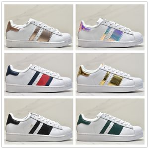 Sneakers Casual shoes are specially designed for men and women Board shoes Classic style Multi color optional outdoor sport quality is very good