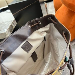 Рюкзак женский совместный багажная сумка мужская спортивная сумка кожаный боковой карман с клапаном с принтом букв на шнурке рюкзак на шнурке мульти Poche221Y