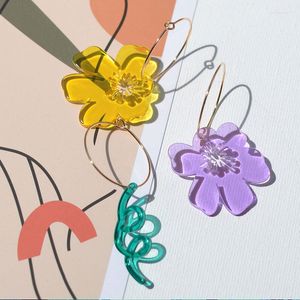Kolczyki obręcze Summer Fresh Flower for Women Podróżujący żywicę hawajską boho biżuterię bucle oreille femme 2022