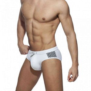 Men's Swimwear European And American New Style Bikini Swimwear 2020 Men Sexy Swimsuit With Push Pad Cup Briefs Beach Swimming Sports Swimsuit J220913