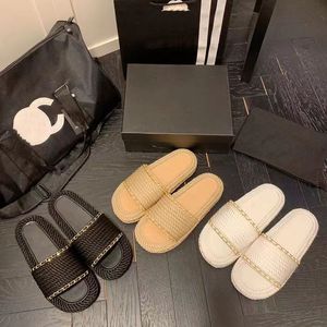 2023 Designer Kvinnor Luxury Solid Color Slides tofflor Män yttre bär sandaler Tjock bottenkedja vävd fiskare hampa rep icke-halk toffelskor stora storlekar 35-41