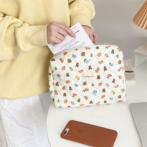 Cosmetic Bags Cases Liberty Quilting Makeup Bag Soft Cotton Women Zipper Cosmetic Organizer Cute Clutch Large Make Up Purse Portable Toiletry Case 220921