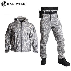 Açık Ceket Hoodies Yumuşak Kabuk Taktik Su Geçirmez Erkekler Windbreaker Askeri Üniforma Kıyafet Kamufla Ordu Av giysileri 220920