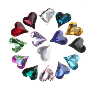 Nagelkonstdekorationer 100st 3D DIY Glitter Alloy Charm Clear Red Rhinestones Crystal Love Heart For Nails Tools Supply 3986-4005