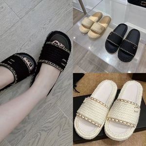 Klassiska kvinnor Luxury Solid Color Slides tofflor Designer Män yttre slit Sandaler tjock bottenkedja vävd fiskare hampa rep icke-halk toffelskor stora storlekar 35-41