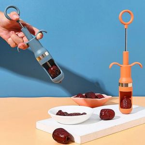 Creative Red Dates Pitting Tool Jujube Core Artifact Kitchen Accessories Fruit Pit Separatormanual Push Type Quick Core Remover Inventory RRE14383