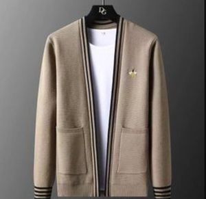 Cardigan lavorato a maglia maglione da uomo di alta qualità sottile autunno inverno scollo a V casual maglioni scozzesi giacca moda maschile abbigliamento abbigliamento