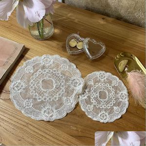 Mats Pads Anti-deslizamento Drinkware Lace Round Placemat Mesa bordada Coloque Mat Pad Tableeee Nordic Ins Desktop Decoration Yydhhome Dhzyg