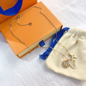 Классическая двойная буква ожерелье роскошные ювелирные аксессуары сезонные модельерные дизайнеры женского подвесного ожерелья на день рождения подарки подарки