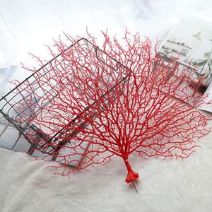 装飾的な花1PCプラスチックシミュレーションピーコックコーラルブランチ人工植物ファン型赤い家庭用ガーデニングストリップ