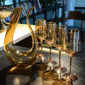 Bicchieri da vino Placcatura di alta qualità Tazza color oro Cristallo senza piombo Bicchiere in vetro rosso Grande capacità e decanter