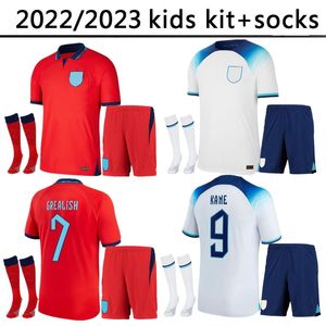 Soccer Shorts Boys. venda por atacado-2022 Kane World Soccer Jerseys Kids Kit Socks Copo Home Afaste Sterling Rashford Mount Lingard Vardy Dele Equipe Nacional de Camisa Esportiva Criança de Futebol Criança